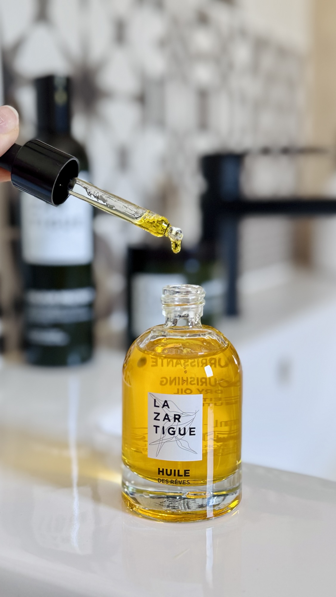 meilleure huile capillaire pour nourrir les cheveux secs et colorés