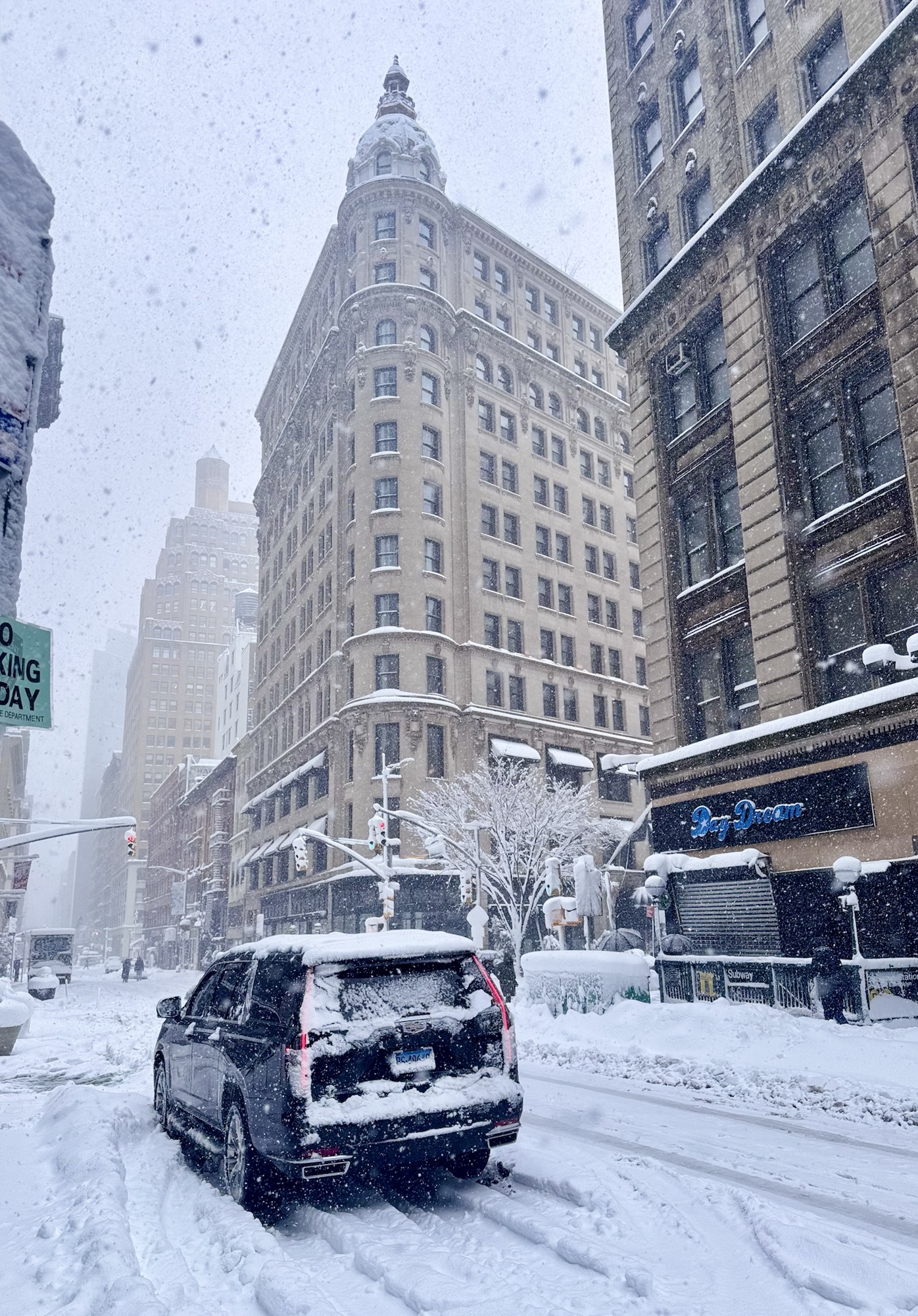 les rues de new york sous la neige