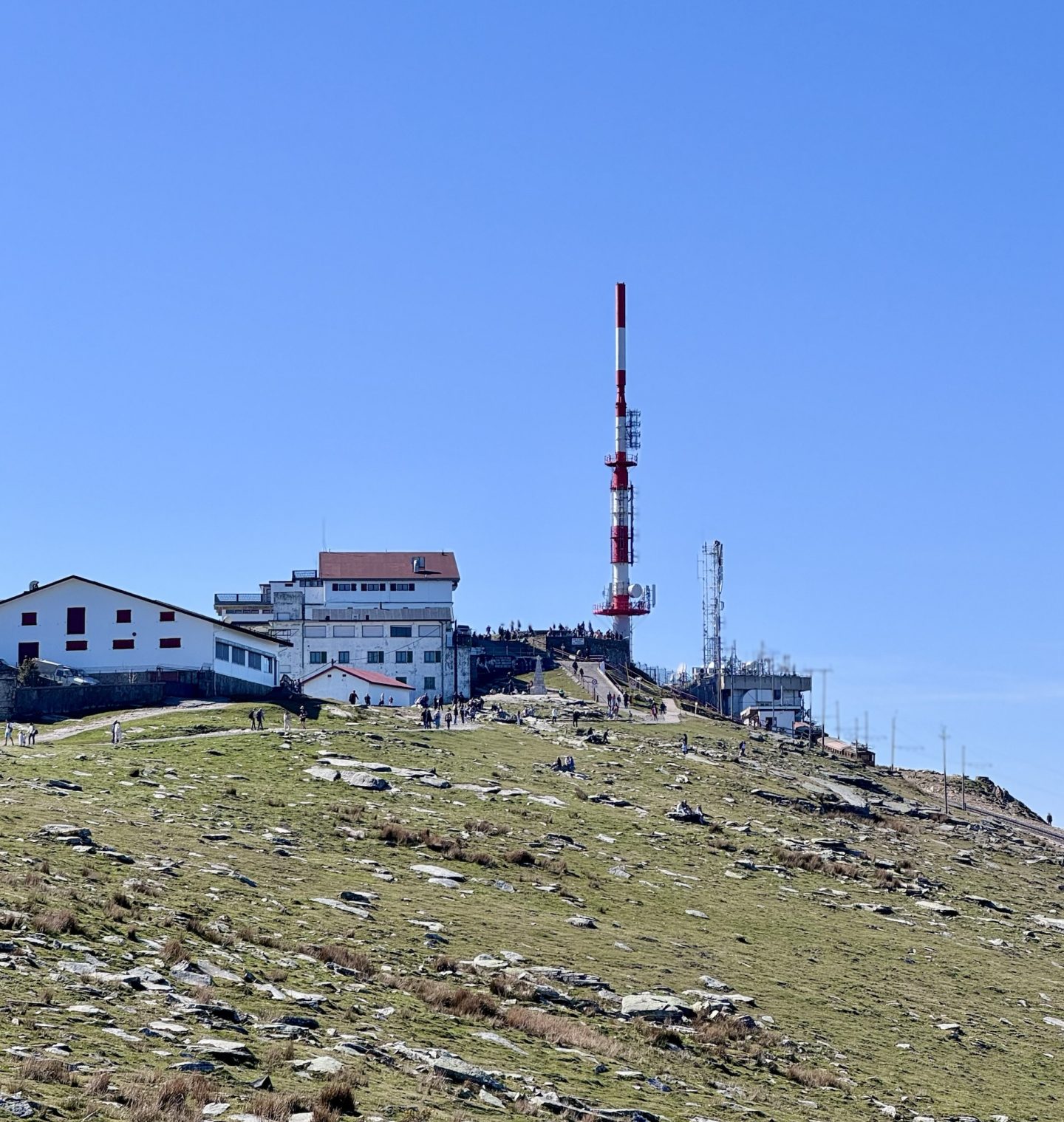 sommet train de la Rhune