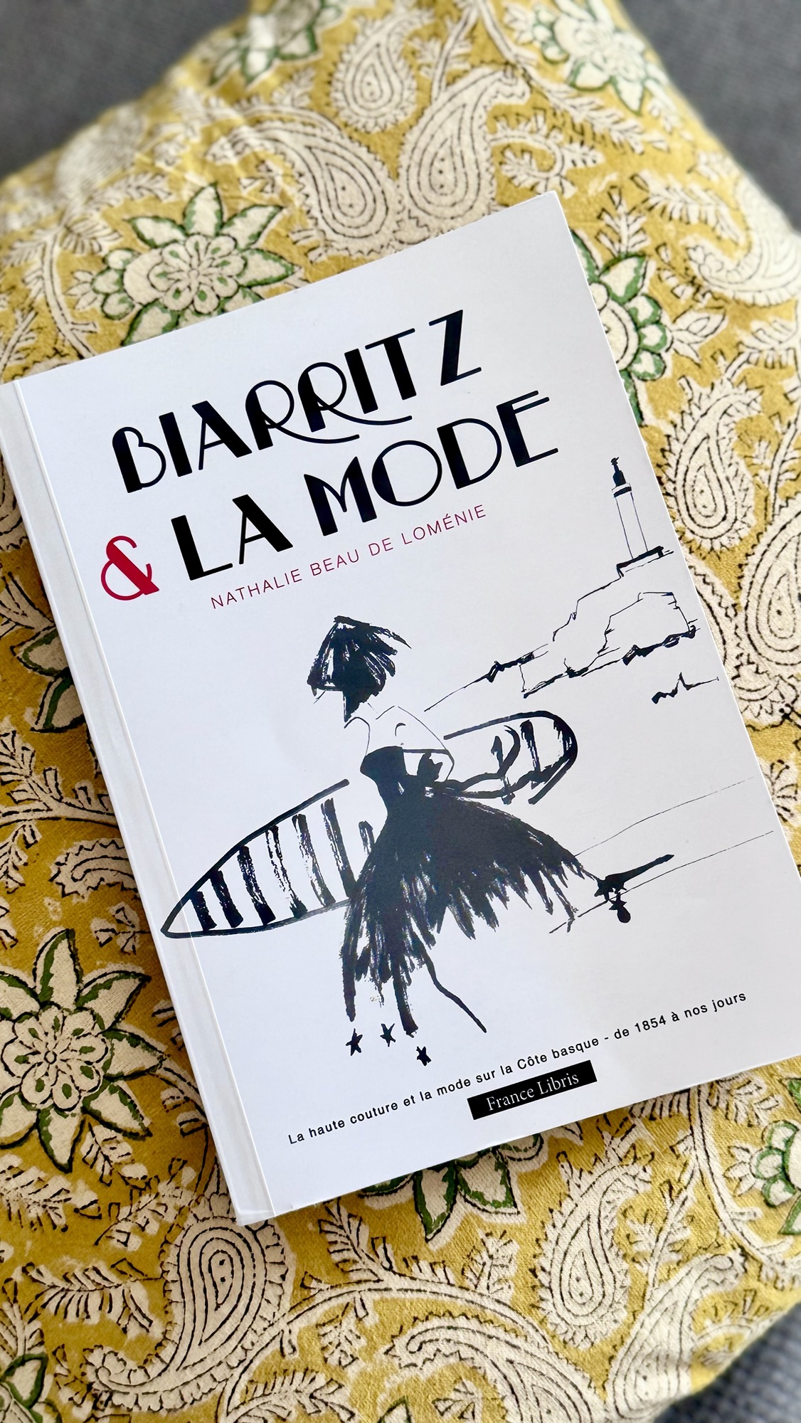 livre sur l'histoire de la mode &agrave; Biarritz