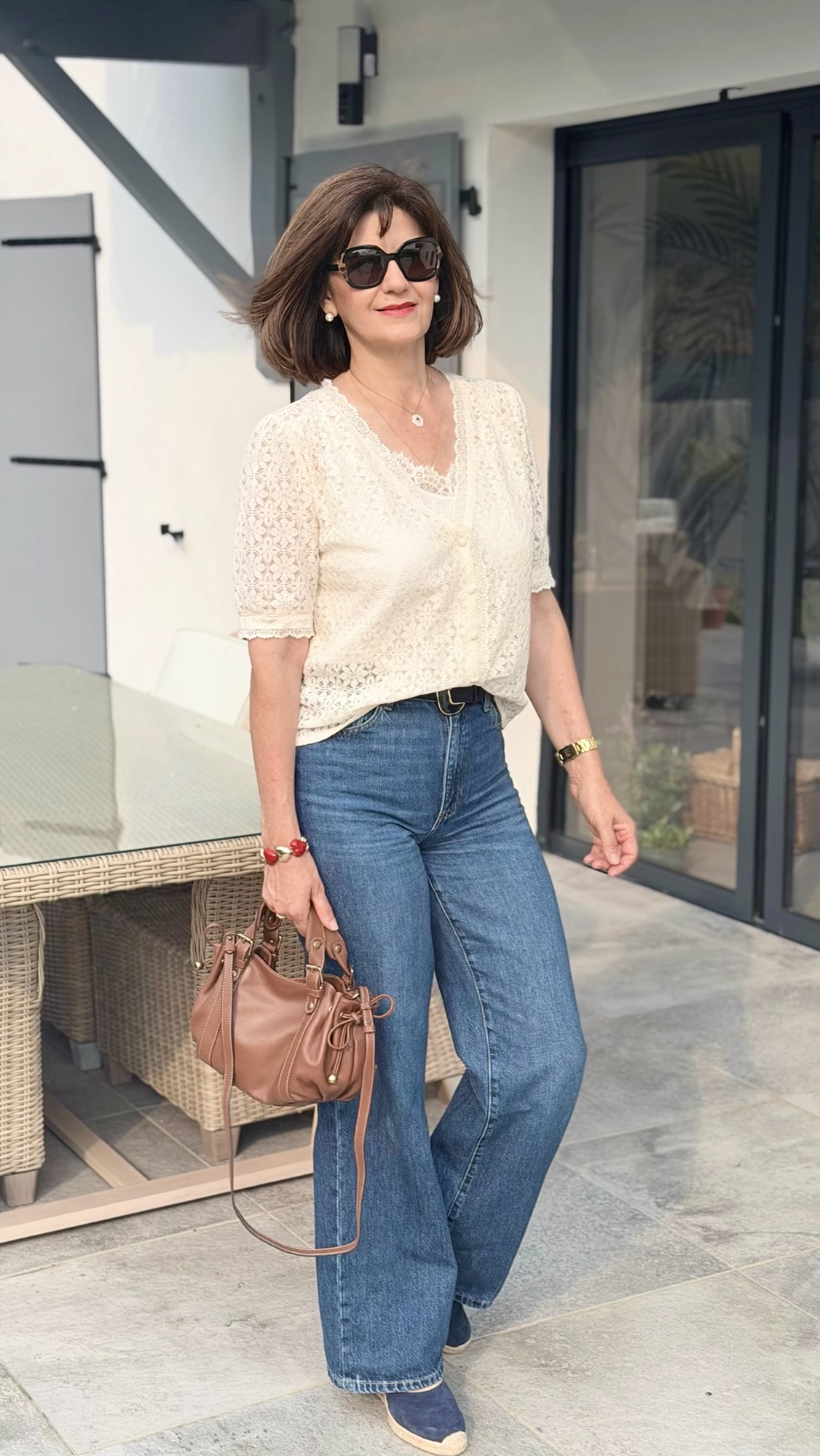 comment porter une blouse en dentelle 