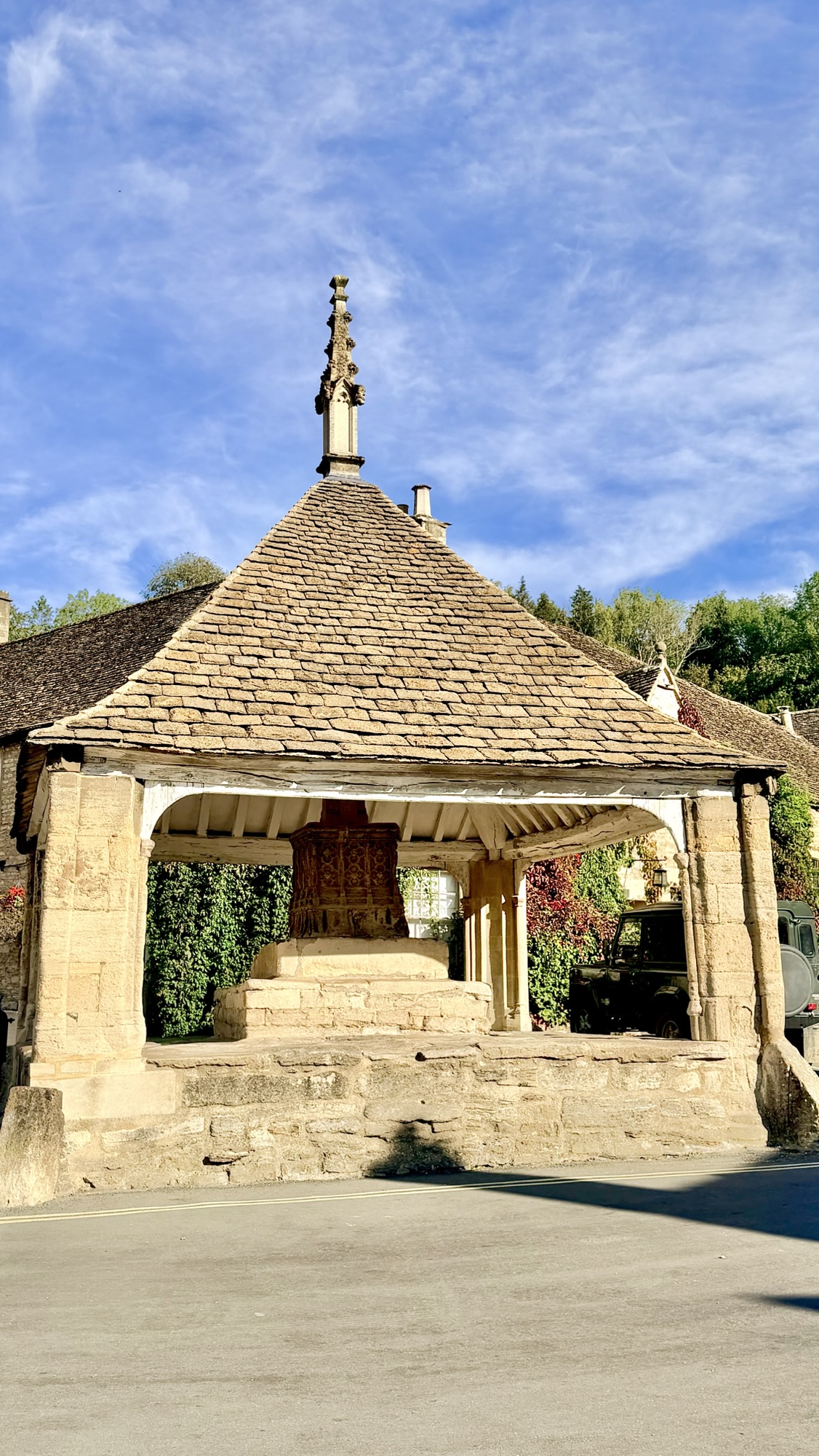 Castel-Combe
